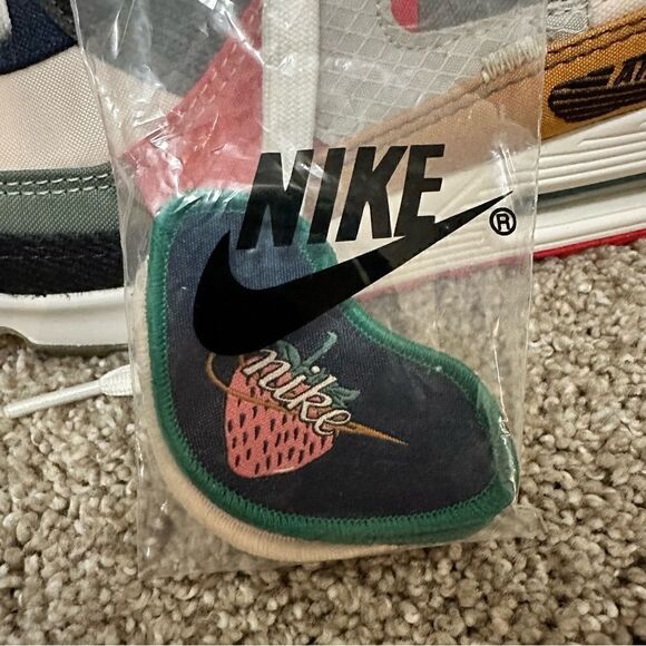 Nike Air Max 90 QS Legacy Women's 10.5 Men's 9 - DJ4878400 - Picture 7 of 10